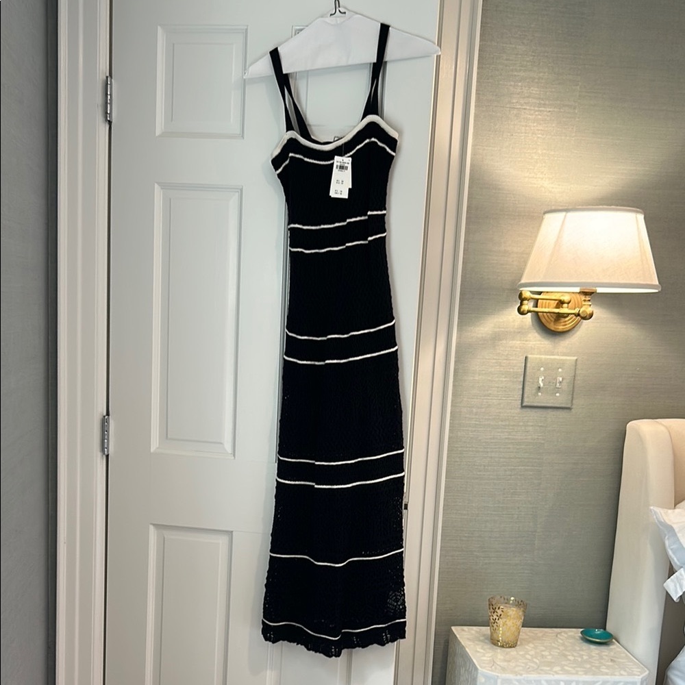 Abercrombie knit summer Black and White Striped Dress